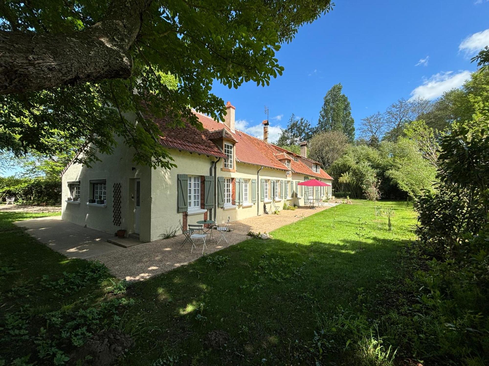 La Haute Tremiere Charenton-du-Cher Exterior photo